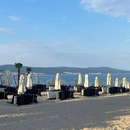 Apartment Sapphire 202 Sunny *